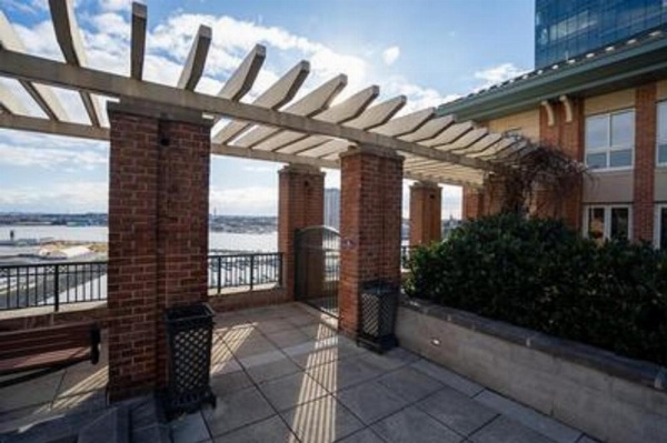 Heaven On Baltimore at Harborfront image 24